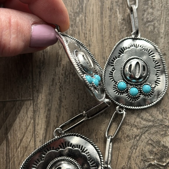 By The Bay NY Necklace/Earring Set,silver tone cowgirl hat,faux turquoise stones - Picture 9 of 10